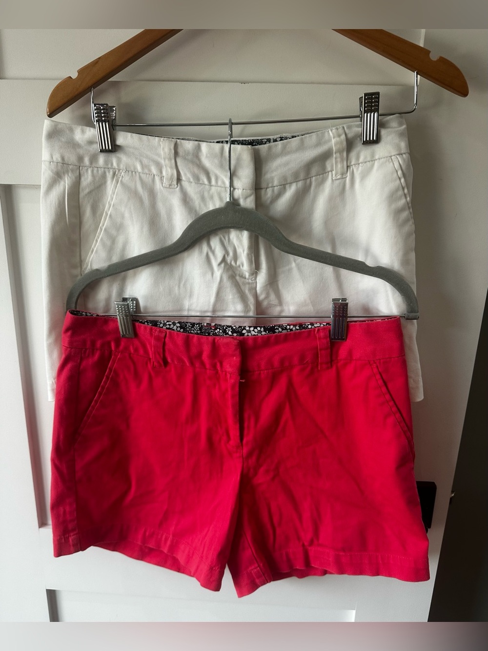 Counterparts Lot Of 2 Womens Shorts Pink Melon  & White Size 4 Inseam 4.5”